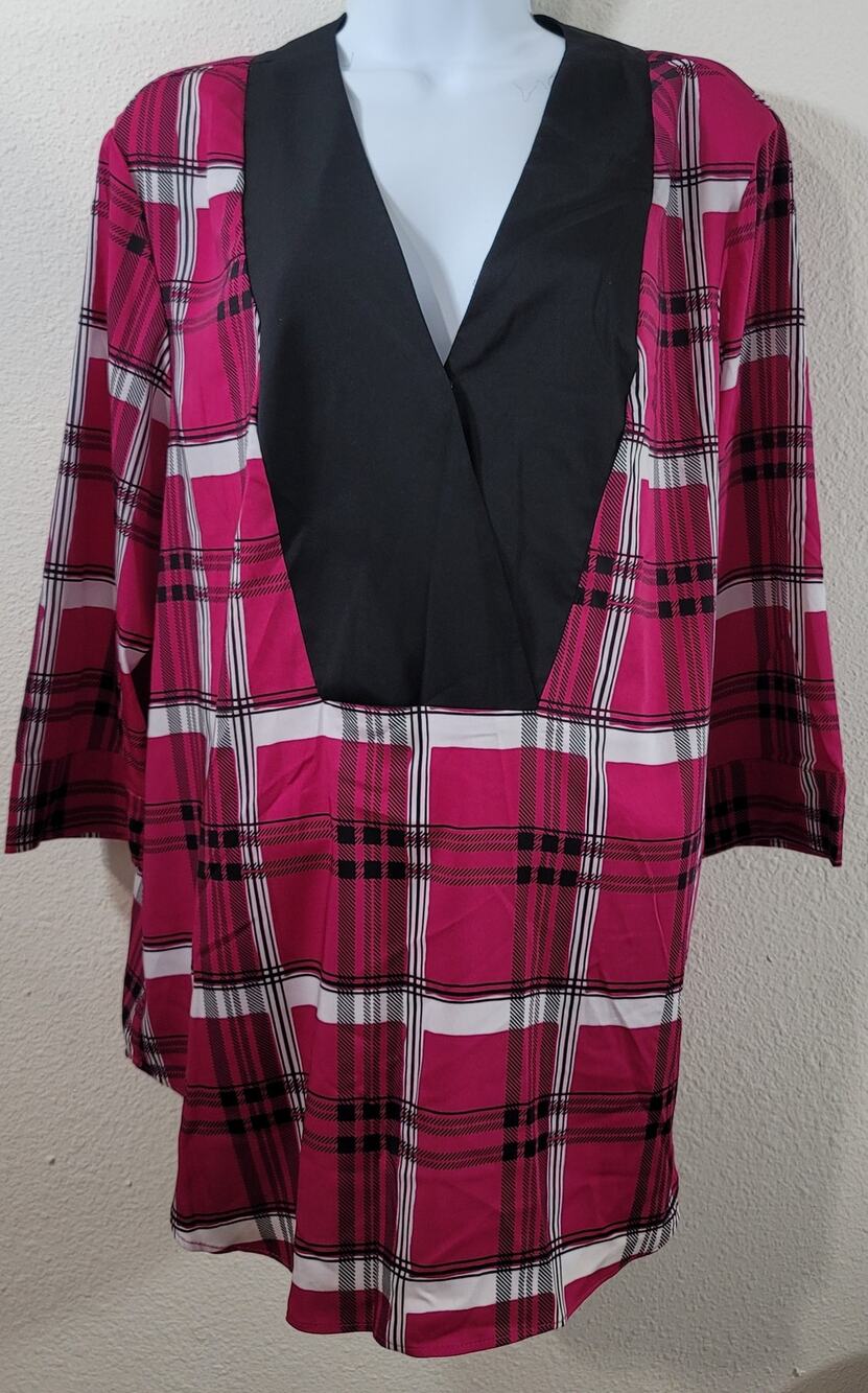 Cato Pink Black Plaid Snap Front Closure Top 14W 16W Plus Lightweight Soft Flowy